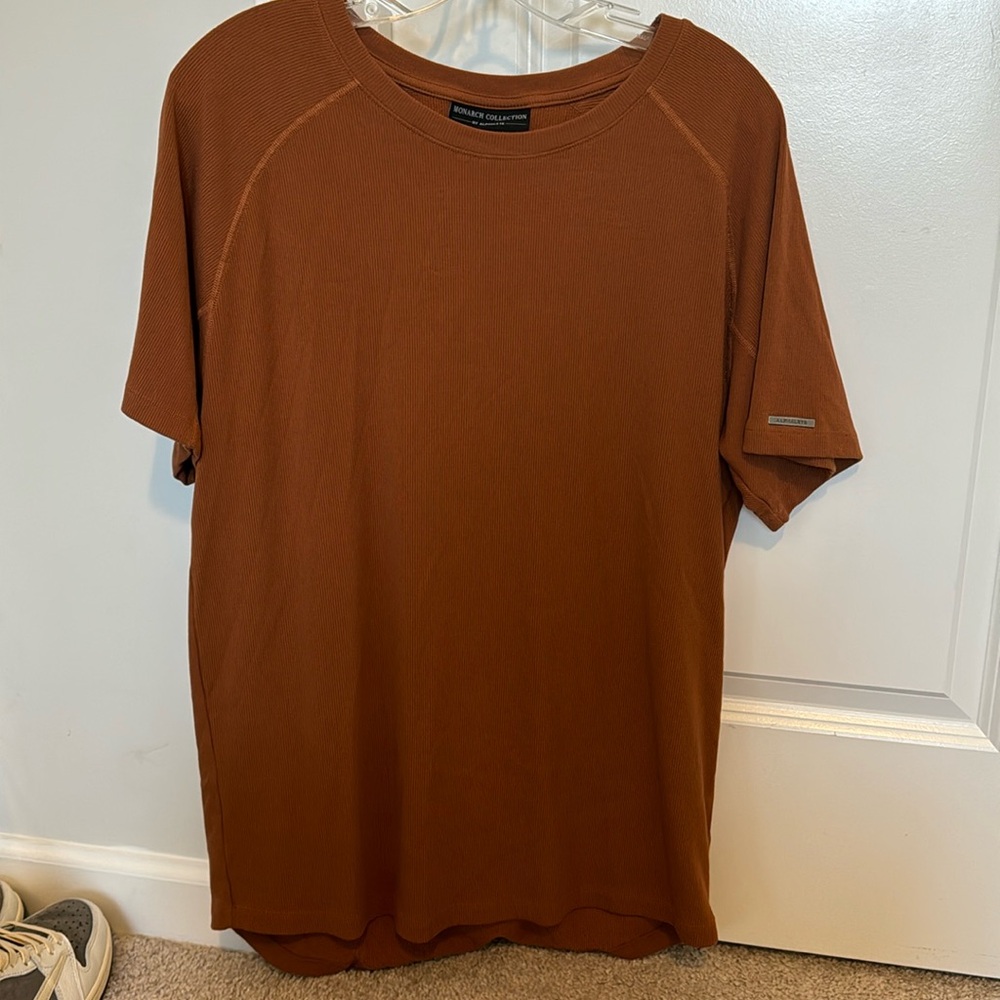 Men’s Burnt Orange Alphalete Monarch Collection shirt